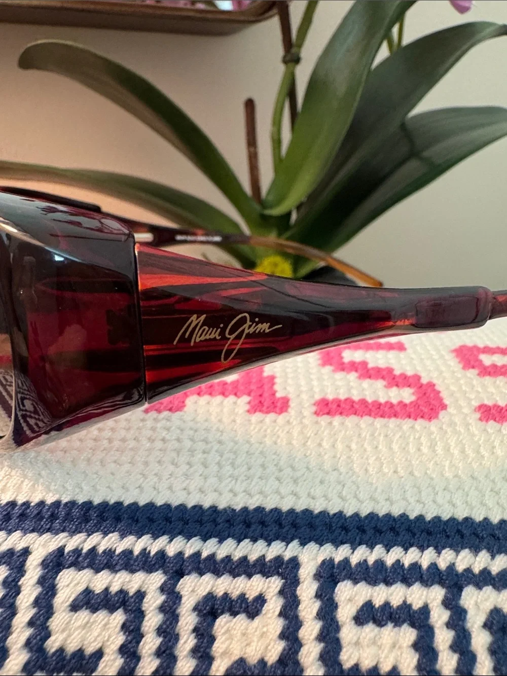 Retired Maui Jim Volcano Sunglasses in Tortoise Shell